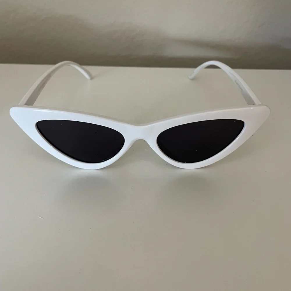 Amazon white retro sunglasses